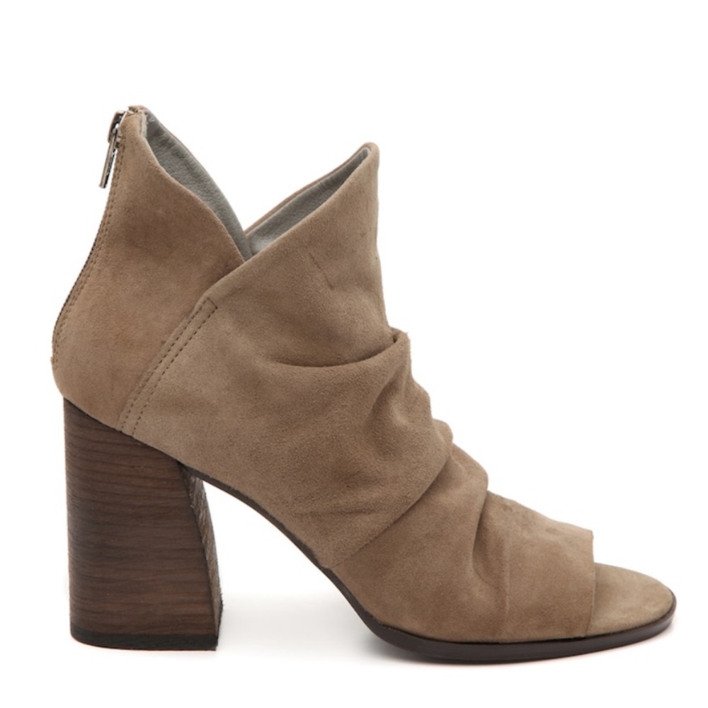 Tahari Devina Open Toe Booties 6.5. NWT